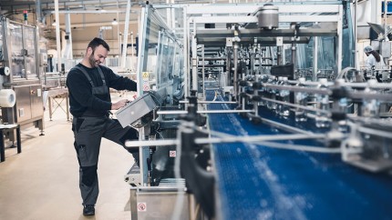 Gothaer Extended Coverage: Facharbeiter in einem Unternehmen Gothaer Extended Coverage: Facharbeiter in einem Unternehmen