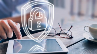 Der Gothaer Webmailer bietet sicheren Datenempfang, wenn Sie uns eine E-Mail schreiben. Der Gothaer Webmailer bietet sicheren Datenempfang, wenn Sie uns eine E-Mail schreiben.