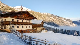 Haus im Winter Haus im Winter