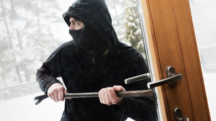 Vandalismus: Mutwillige Zerstörung durch Einbrecher ist an der Tagesordnung. Vandalismus: Mutwillige Zerstörung durch Einbrecher ist an der Tagesordnung.