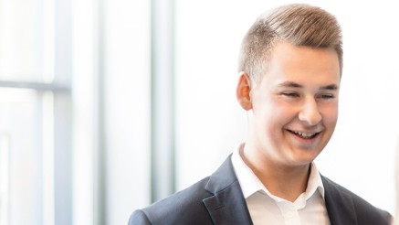 Karriere bei der Gothaer: Ausbildung im Vertrieb Karriere bei der Gothaer: Ausbildung im Vertrieb