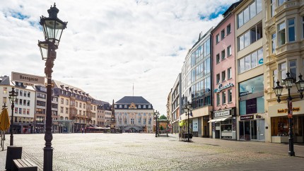 Versicherung Bonn: Blick aufs Rathaus Versicherung Bonn: Blick aufs Rathaus