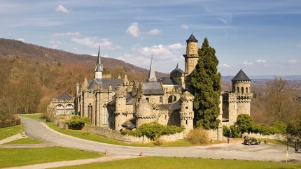 Gothaer Versicherung Kassel: Schloss Löwenburg in Kassel Gothaer Versicherung Kassel: Schloss Löwenburg in Kassel