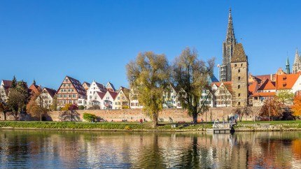 Gothaer Versicherung Ulm: Altstadt mit Ulmer Münster Gothaer Versicherung Ulm: Altstadt mit Ulmer Münster